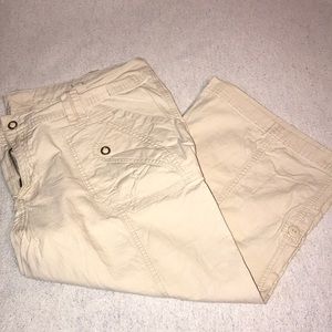 Women’s capris